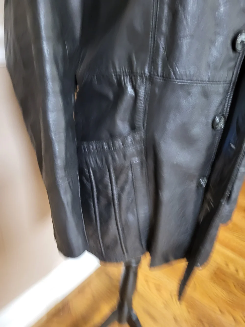 Vtg. Men's Black Leather Button-Front Trench Coat, Size 42, Meduim